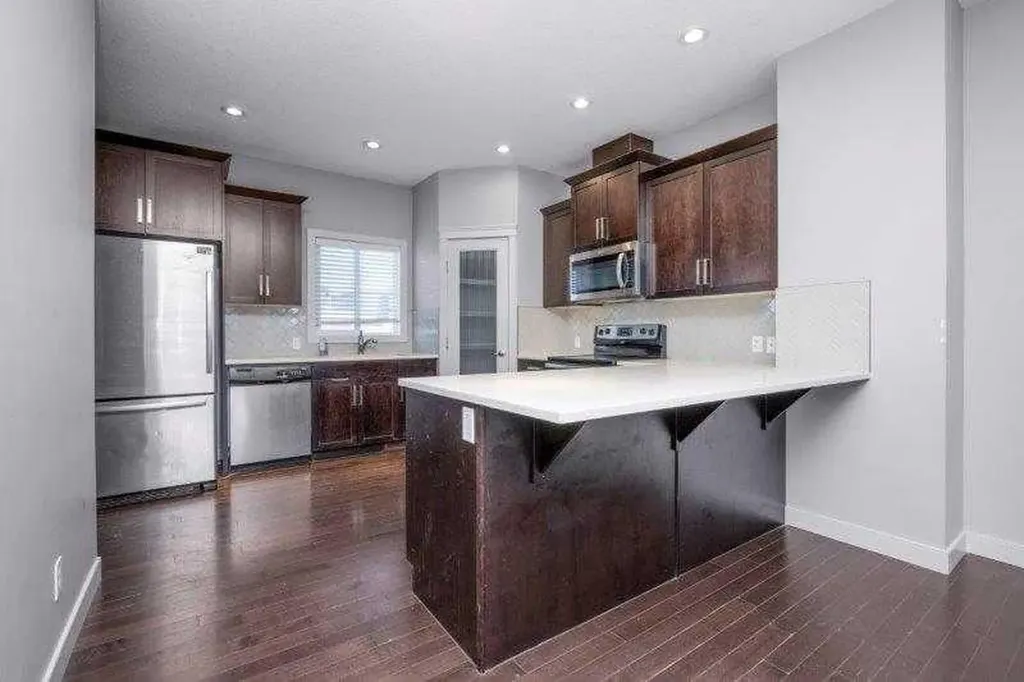 226 Redstone Drive NE Calgary AB T3N 1B5