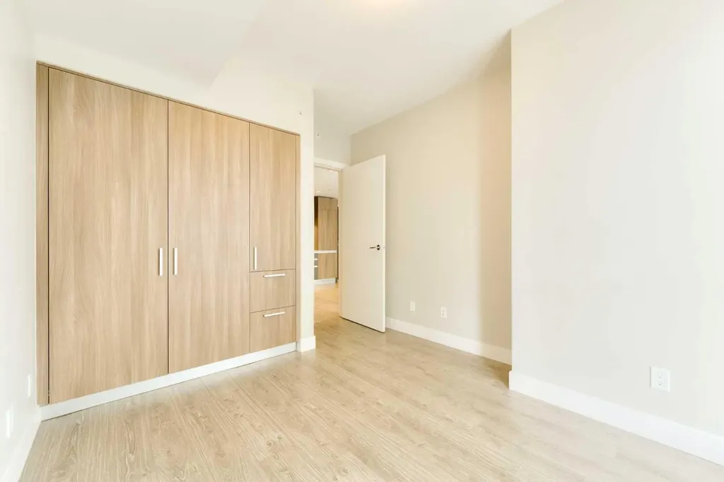 1188 3 Street SE Calgary AB T2G 1H8
