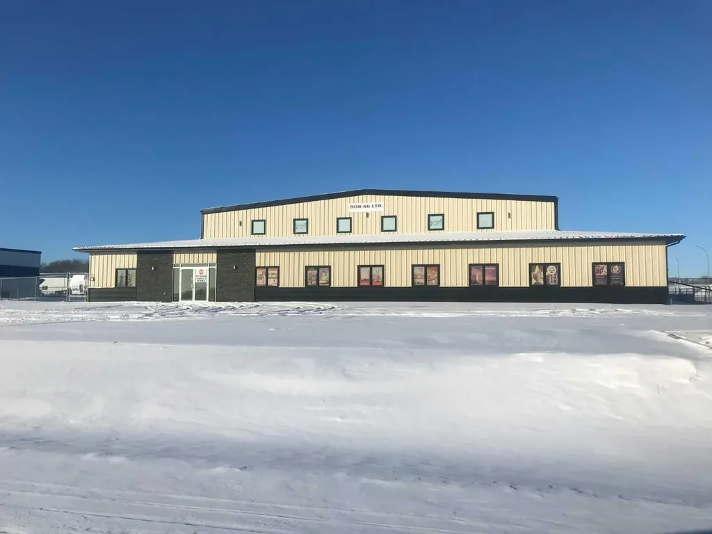 18 Burnt Valley Avenue Red Deer AB T4P 0M5