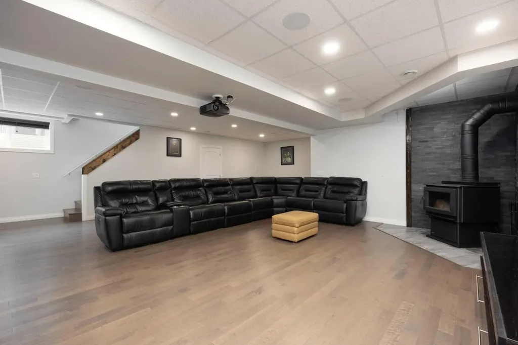 125 Beardsley Crescent Fort Mcmurray AB T9H 2T5