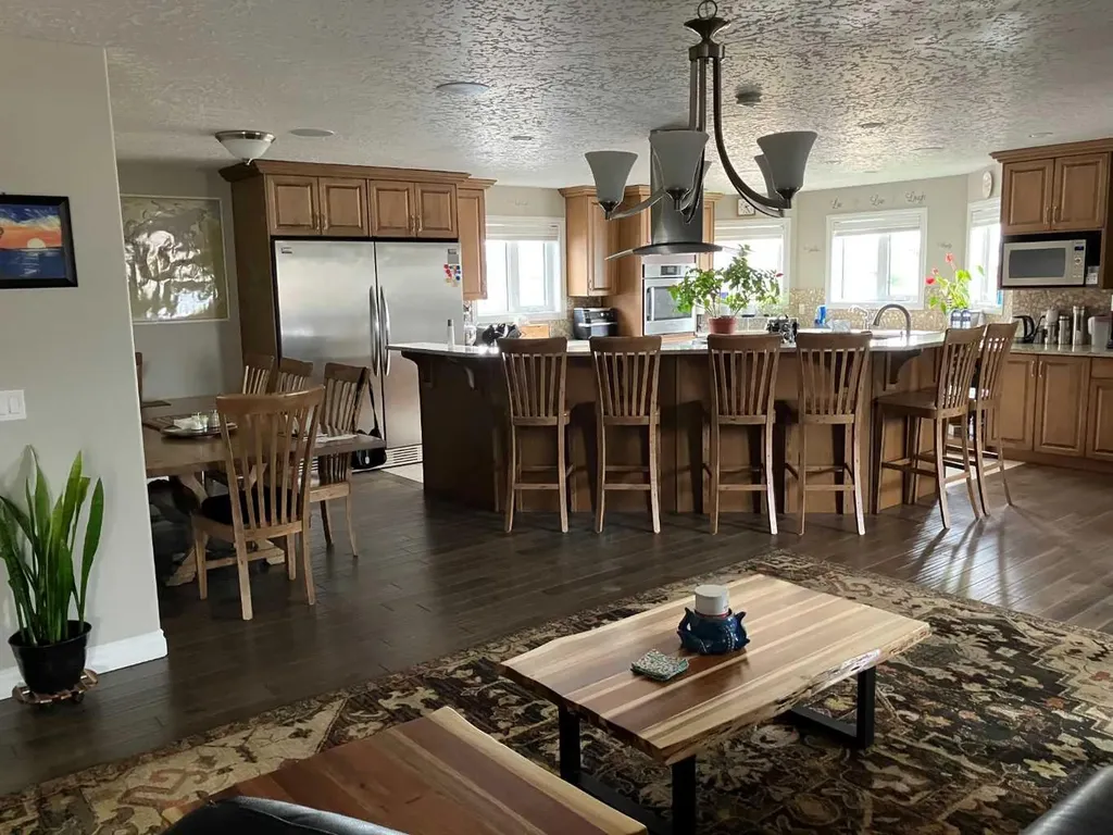 125 Beardsley Crescent Fort Mcmurray AB T9H 2T5