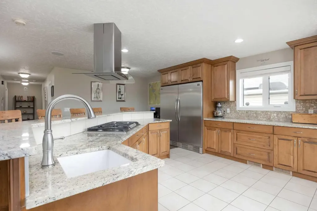 125 Beardsley Crescent Fort Mcmurray AB T9H 2T5