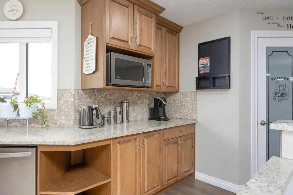 125 Beardsley Crescent Fort Mcmurray AB T9H 2T5