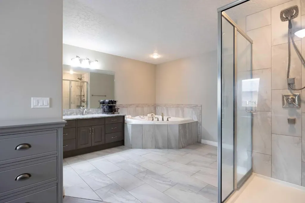 125 Beardsley Crescent Fort Mcmurray AB T9H 2T5