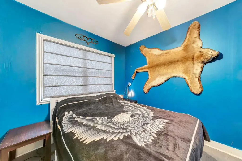 202 1 Street E Lashburn SK S0M 1H0