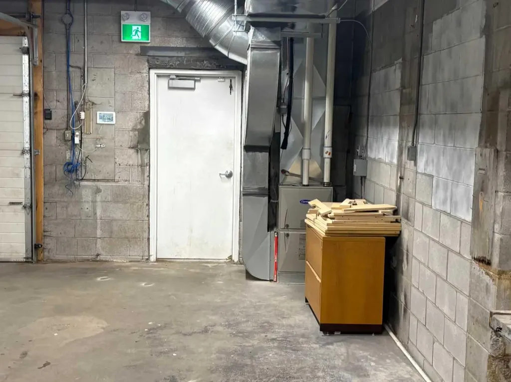 911 3 Avenue S Lethbridge AB T1J 0J1