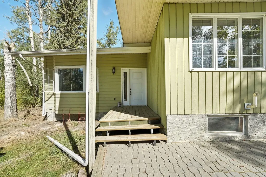 120 Birchcliff Road Birchcliff AB T4S 1R6