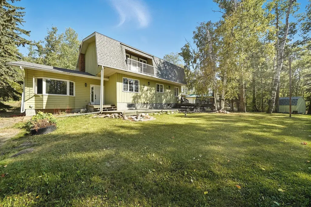 120 Birchcliff Road Birchcliff AB T4S 1R6