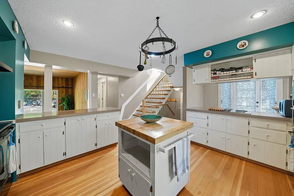 120 Birchcliff Road Birchcliff AB T4S 1R6