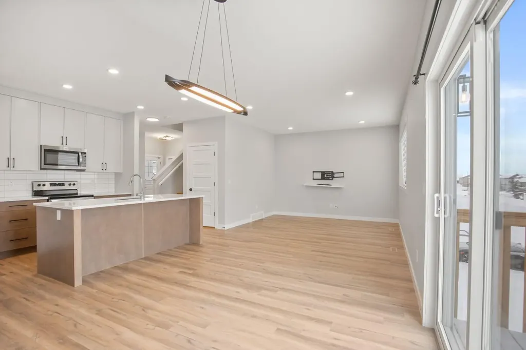 38 Thayer Close Red Deer AB T4P 0W7