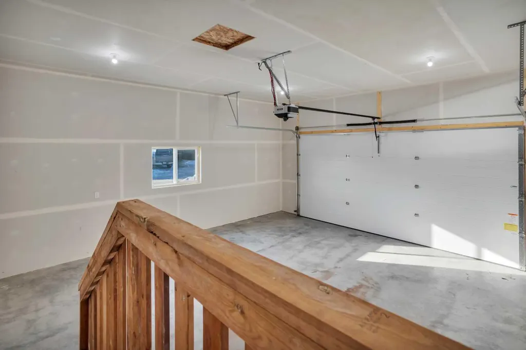 78 Mckay Place Blackfalds AB T0M 1J2
