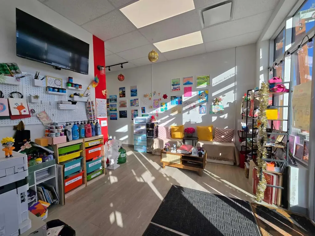 2 Royal Vista Link NW Calgary AB T3R 1T9