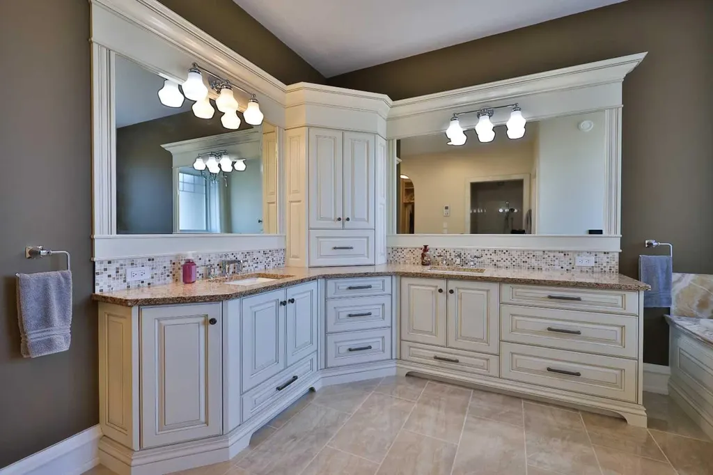 28 Cobblestone Lane Raymond AB T0K 2S0