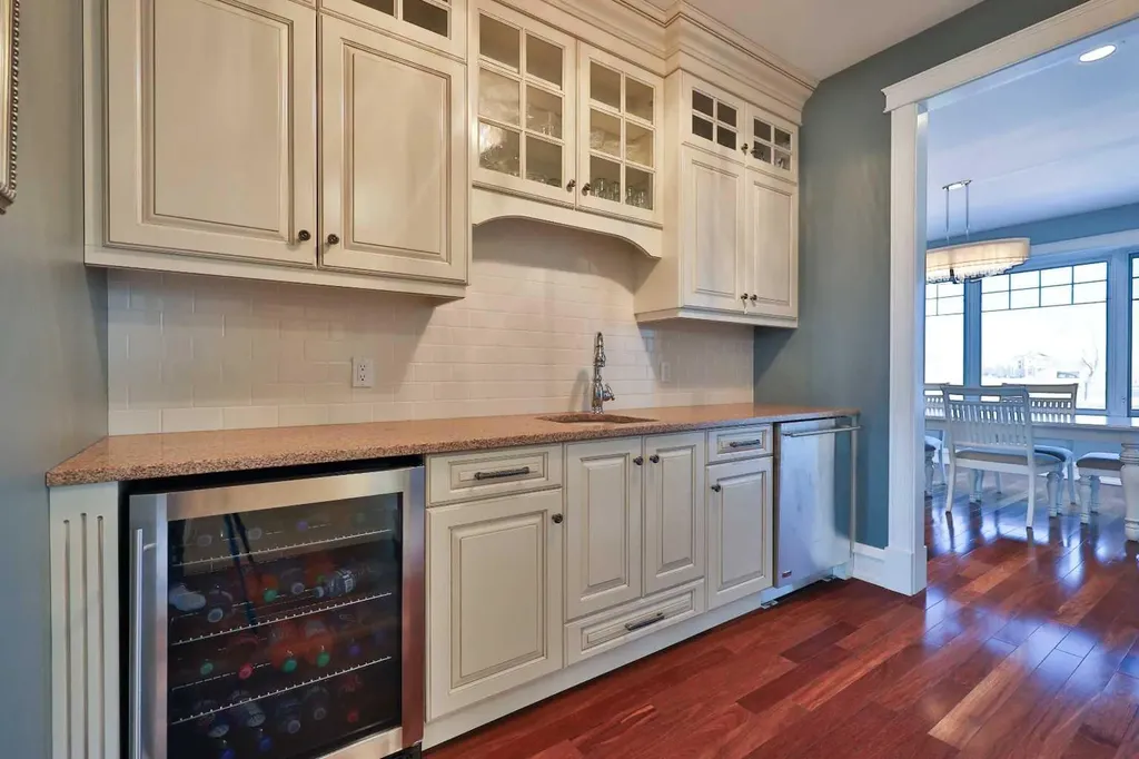 28 Cobblestone Lane Raymond AB T0K 2S0