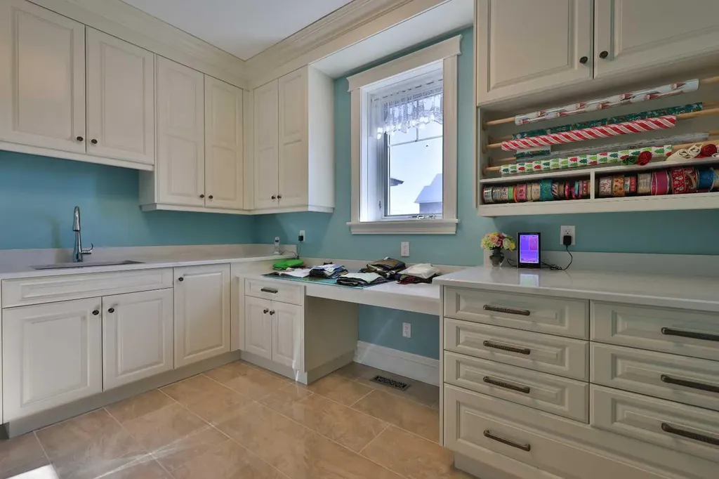 28 Cobblestone Lane Raymond AB T0K 2S0