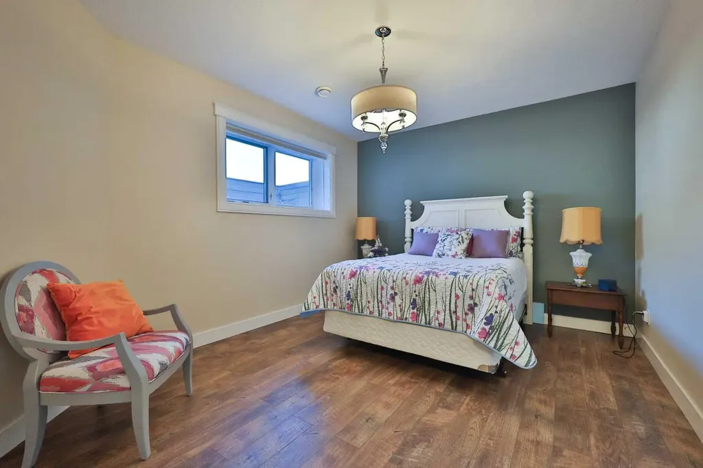 28 Cobblestone Lane Raymond AB T0K 2S0