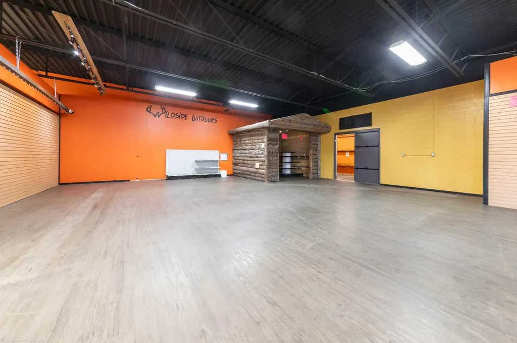 5716 44 Street Lloydminster AB T9V 0B6