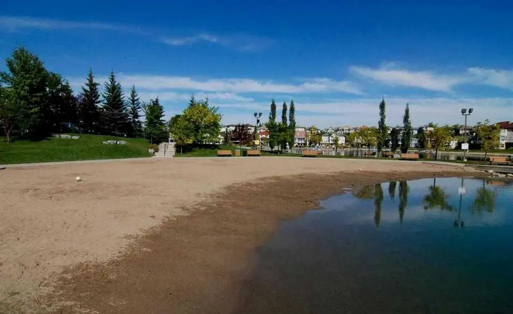 49 Arbour Crest Heights NW Calgary AB T3G 5A3