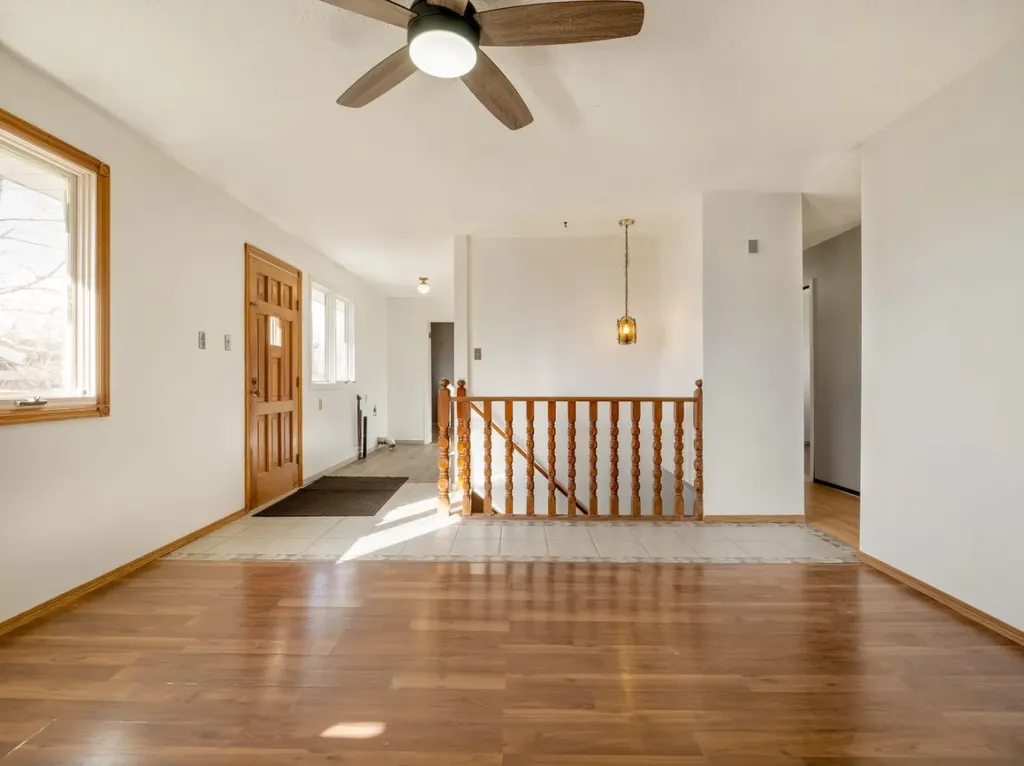 450 4 Avenue E Cardston AB T0K 0K0