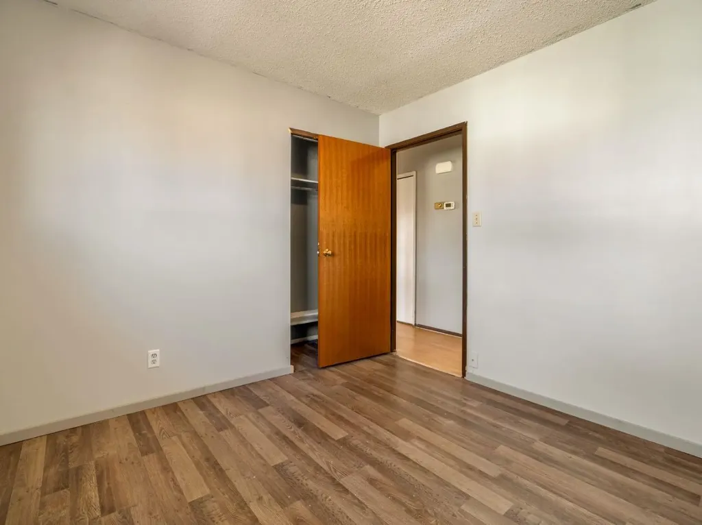 450 4 Avenue E Cardston AB T0K 0K0
