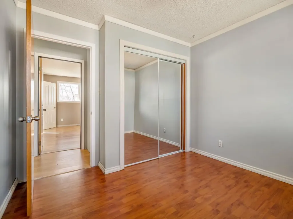450 4 Avenue E Cardston AB T0K 0K0