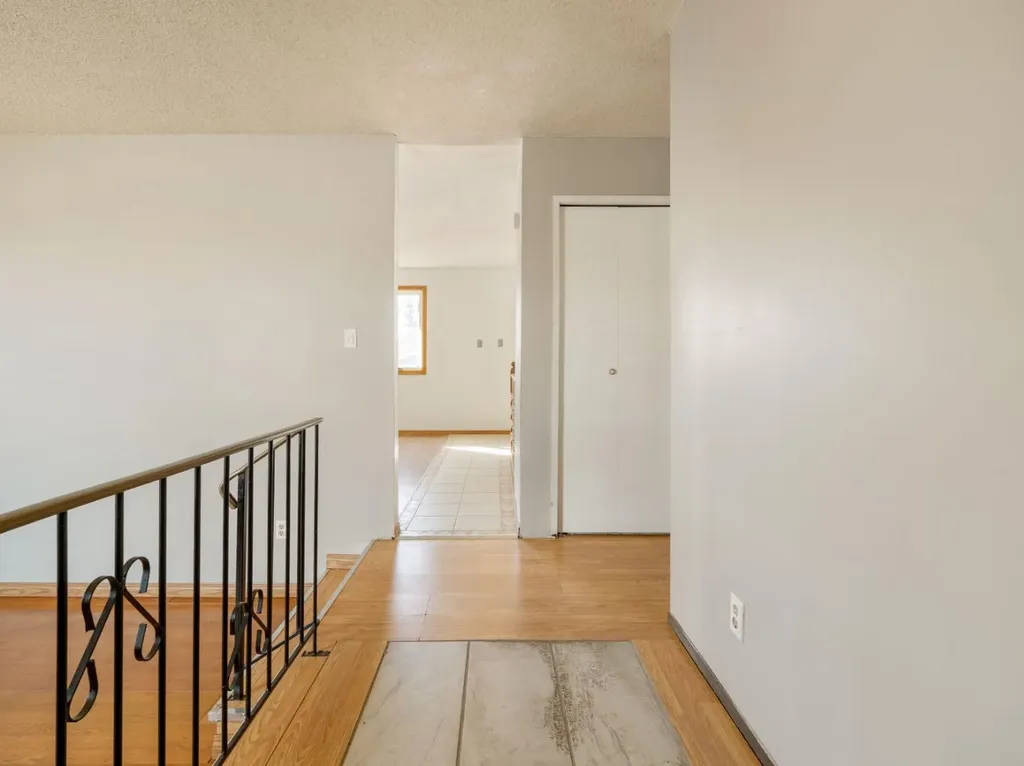 450 4 Avenue E Cardston AB T0K 0K0