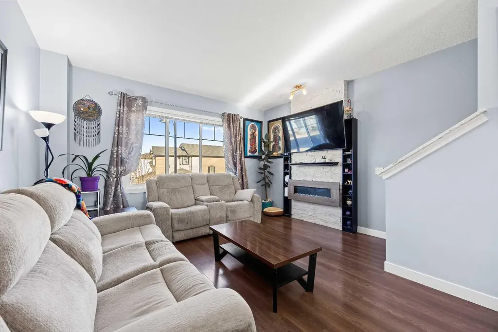 319 Taralake Way NE Calgary AB T3J 0J4