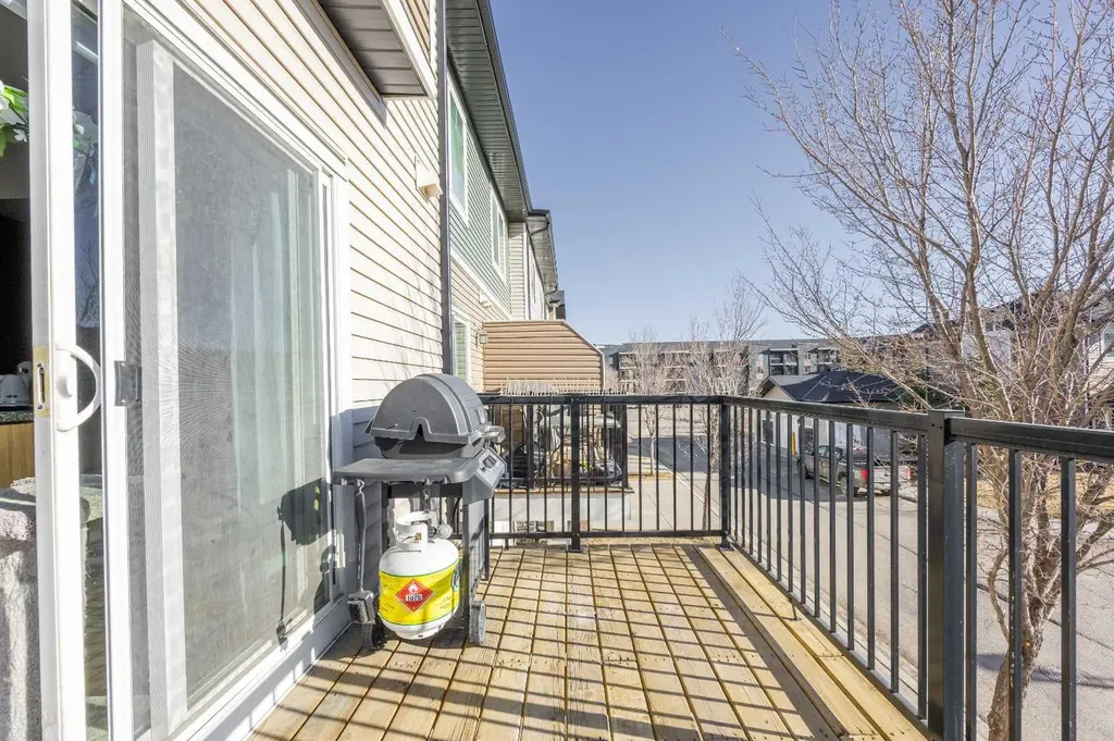319 Taralake Way NE Calgary AB T3J 0J4
