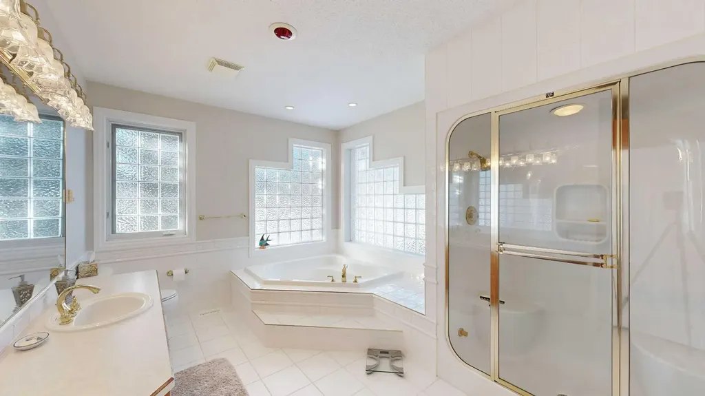 30 Ravine Drive Whitecourt AB T7S 1H5