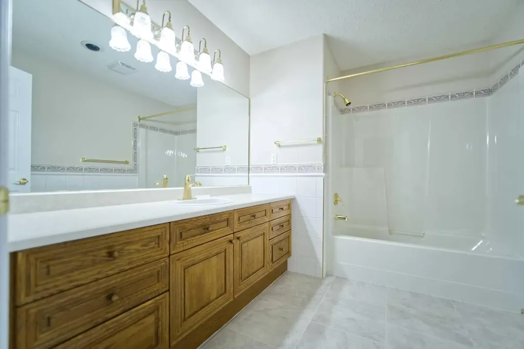 30 Ravine Drive Whitecourt AB T7S 1H5