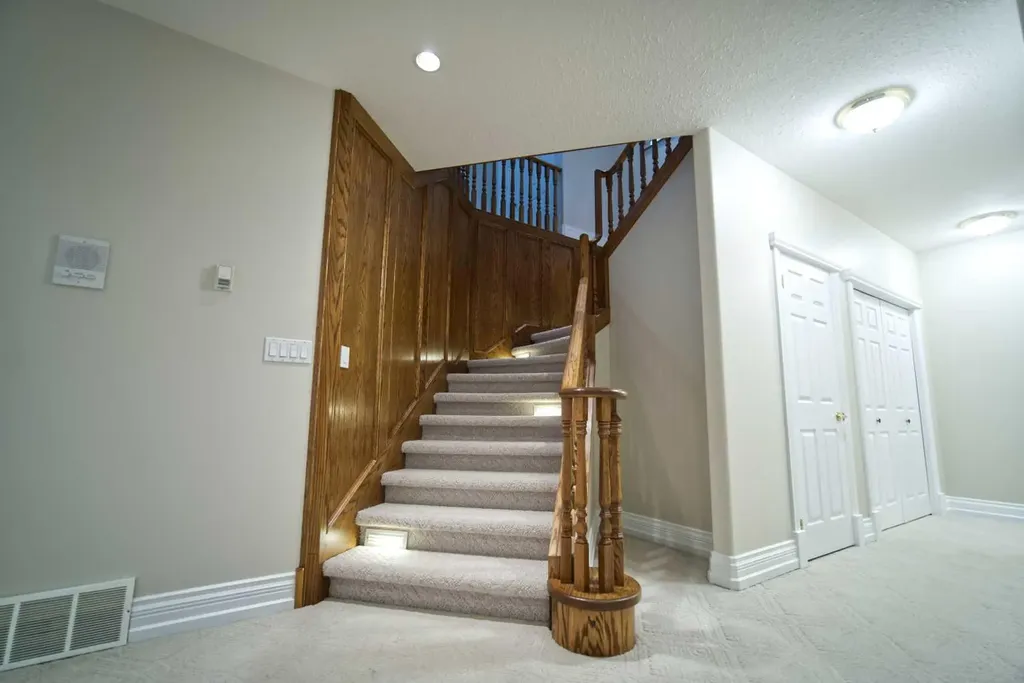 30 Ravine Drive Whitecourt AB T7S 1H5