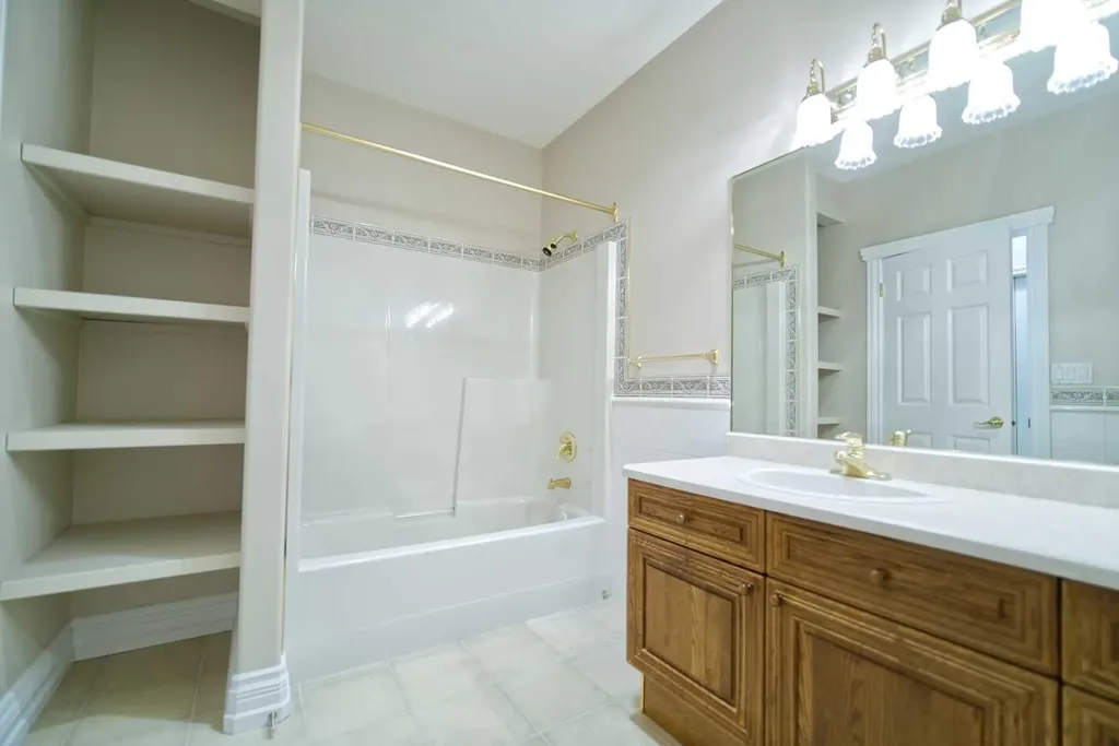 30 Ravine Drive Whitecourt AB T7S 1H5