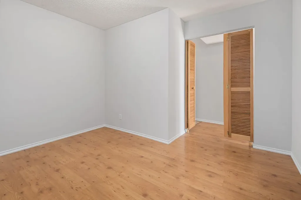 1620 70 Street SE Calgary AB T2A 7Z2