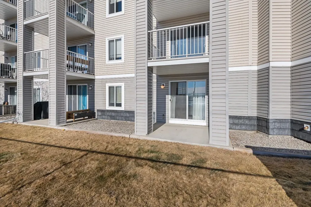 1620 70 Street SE Calgary AB T2A 7Z2