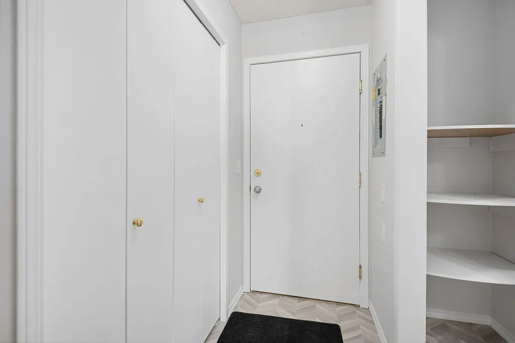 1620 70 Street SE Calgary AB T2A 7Z2
