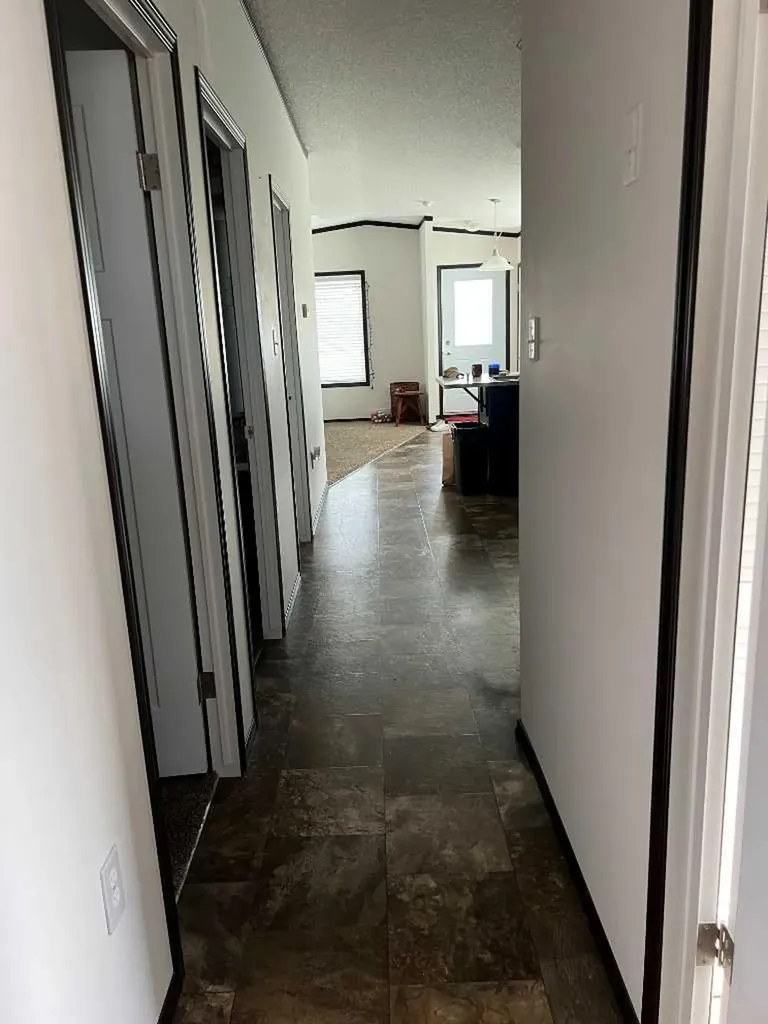 527 3 Avenue Fox Creek AB T0H 1P0