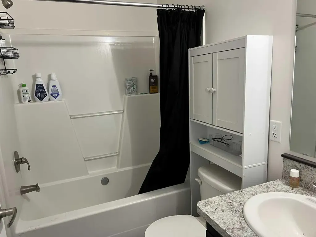 527 3 Avenue Fox Creek AB T0H 1P0