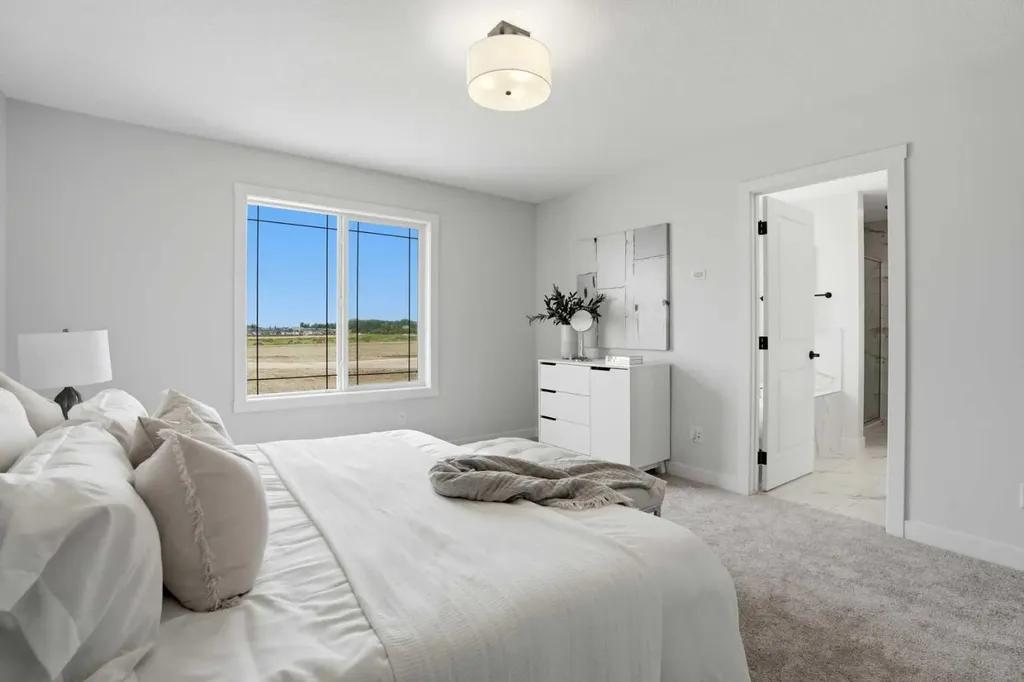 581 Clearwater Heath Chestermere AB T1X 3A5