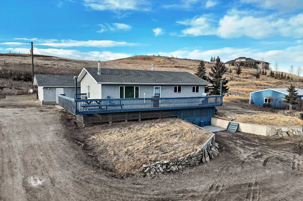 293016 Township Road 264 Rural Rocky View County AB T4A 0N3