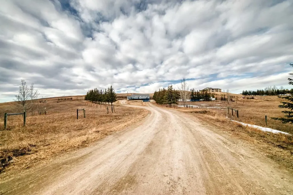 293016 Township Road 264 Rural Rocky View County AB T4A 0N3