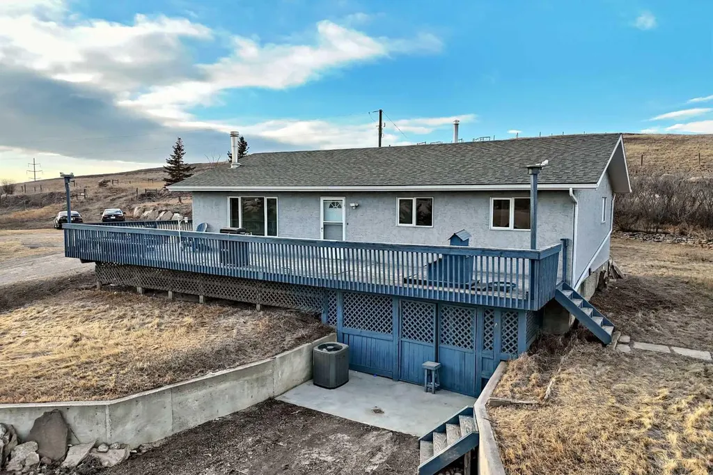 293016 Township Road 264 Rural Rocky View County AB T4A 0N3