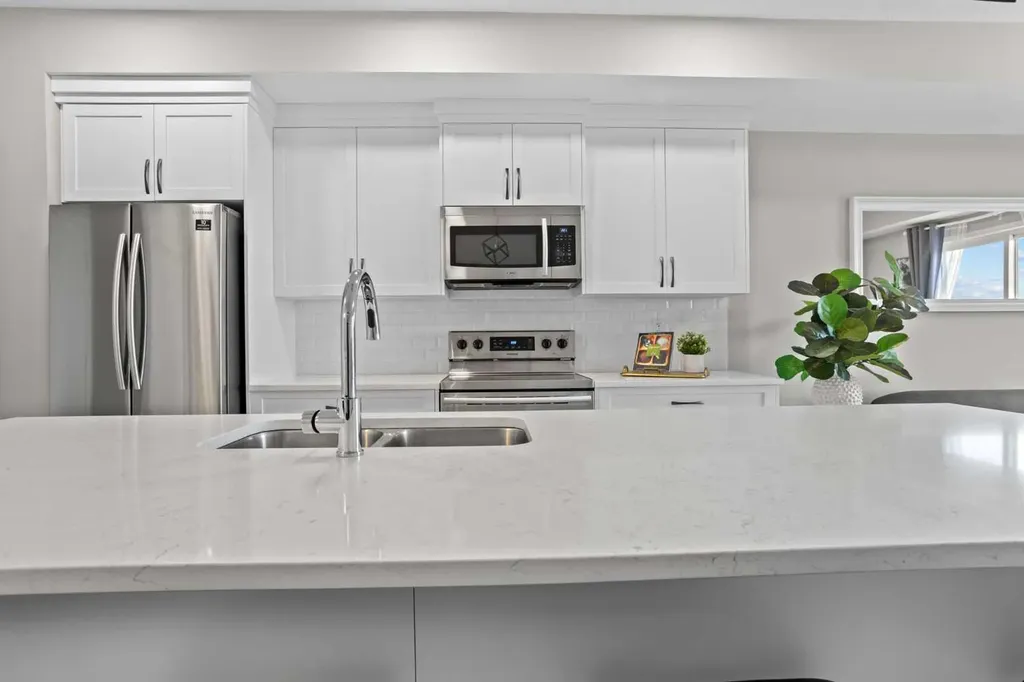 370 Harvest Hills Common NE Calgary AB T3K 2M8