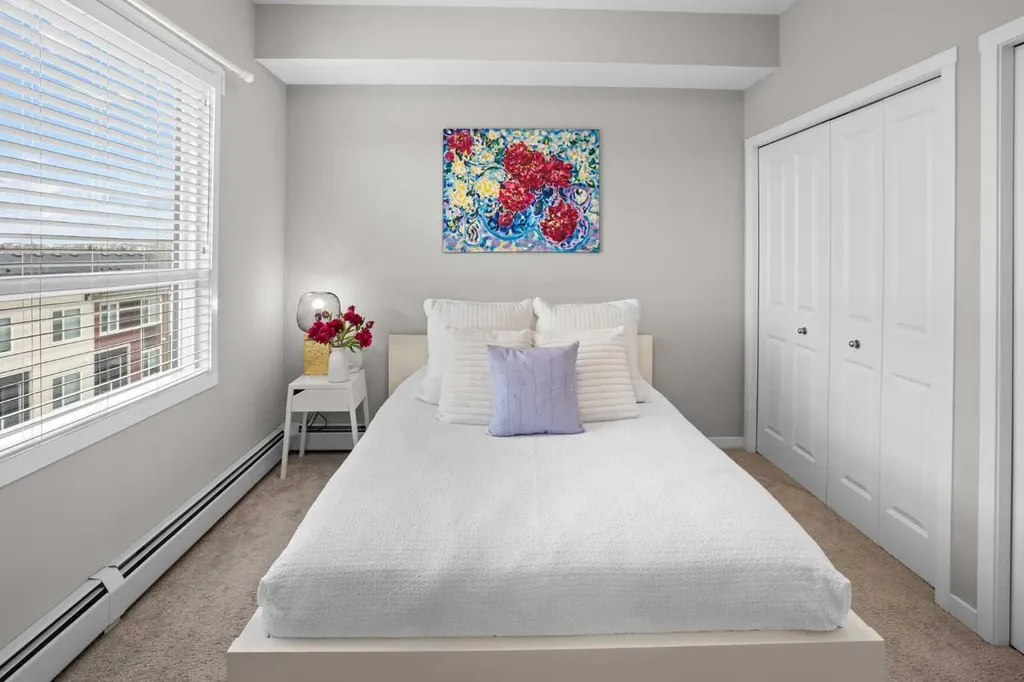 370 Harvest Hills Common NE Calgary AB T3K 2M8
