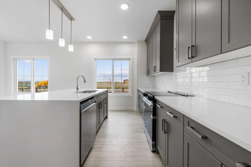 142 Sunstone Way Balzac AB T4B 5T5