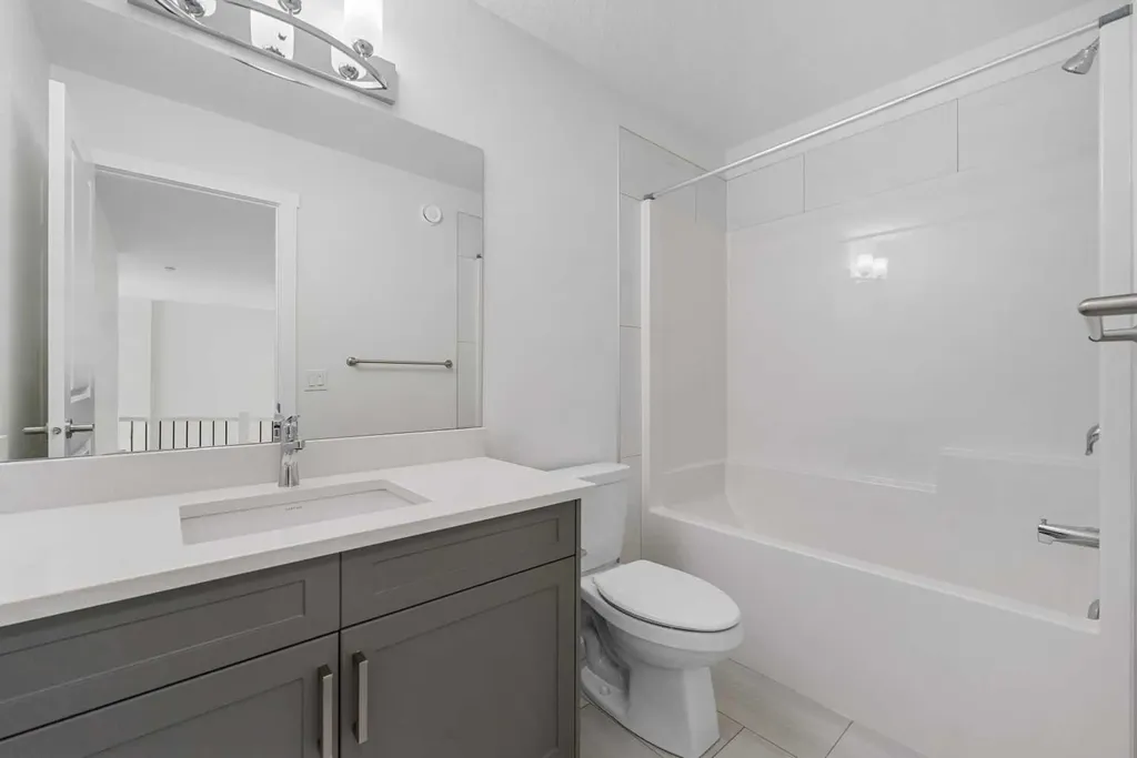 142 Sunstone Way Balzac AB T4B 5T5