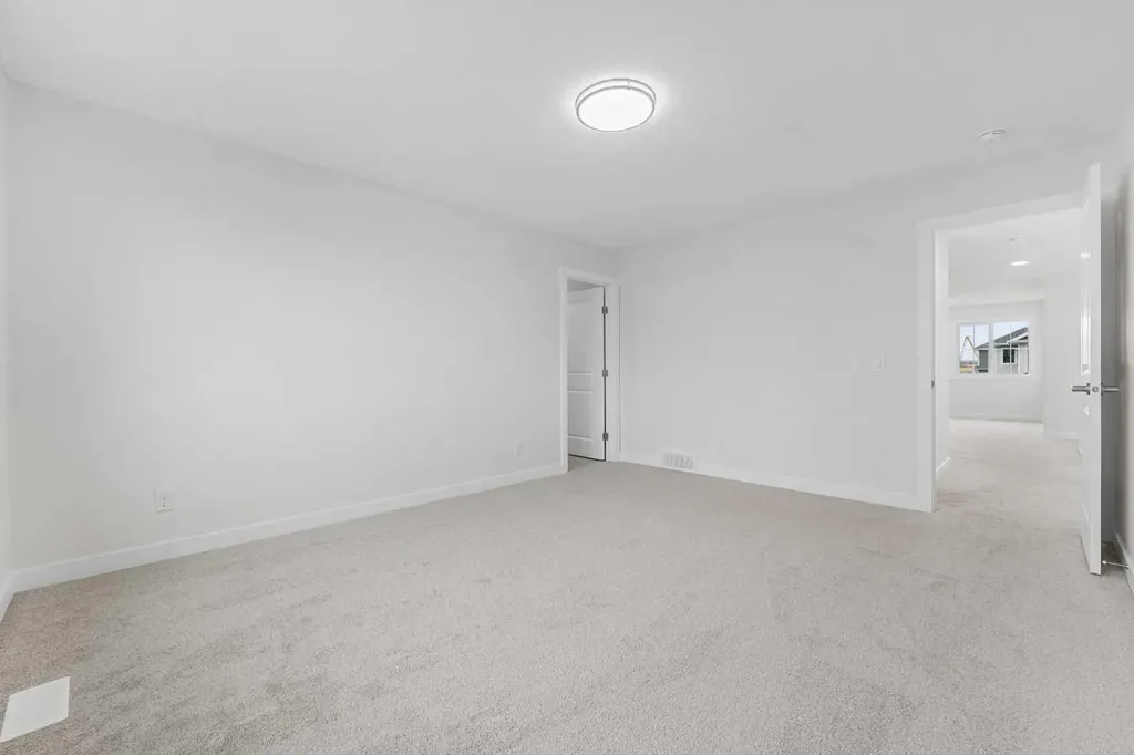 142 Sunstone Way Balzac AB T4B 5T5