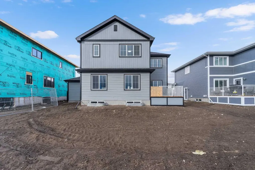 142 Sunstone Way Balzac AB T4B 5T5