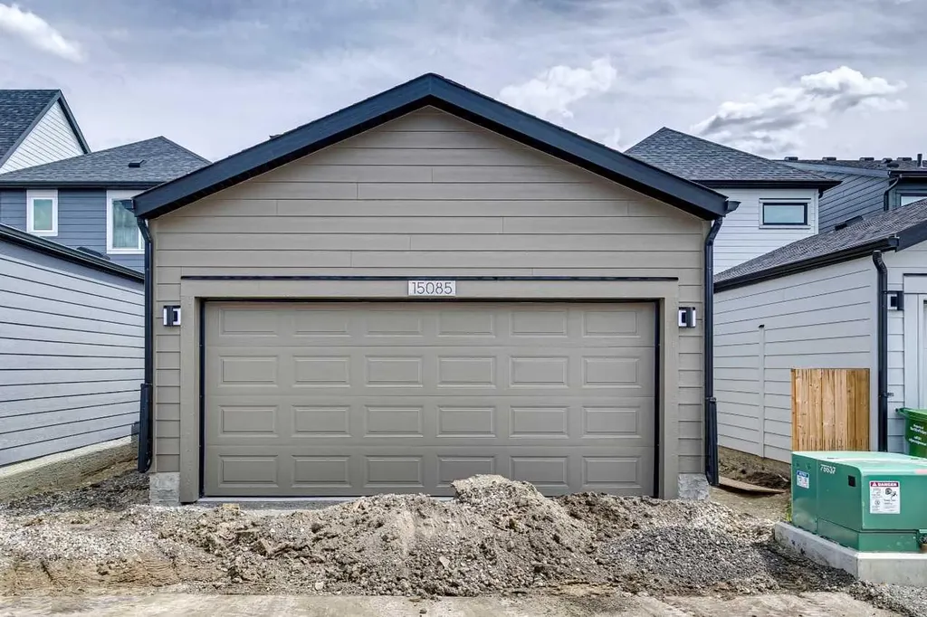 15085 37 Street SW Calgary AB T2Y 0R7