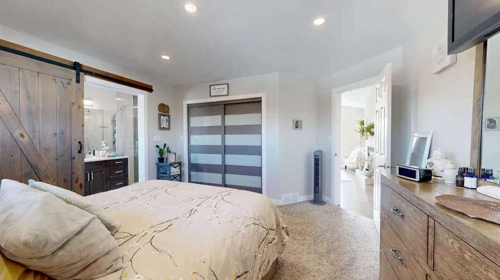 64033 Township Road 720 Grande Prairie AB T8X 4K4