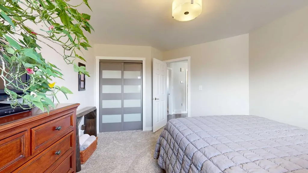 64033 Township Road 720 Grande Prairie AB T8X 4K4